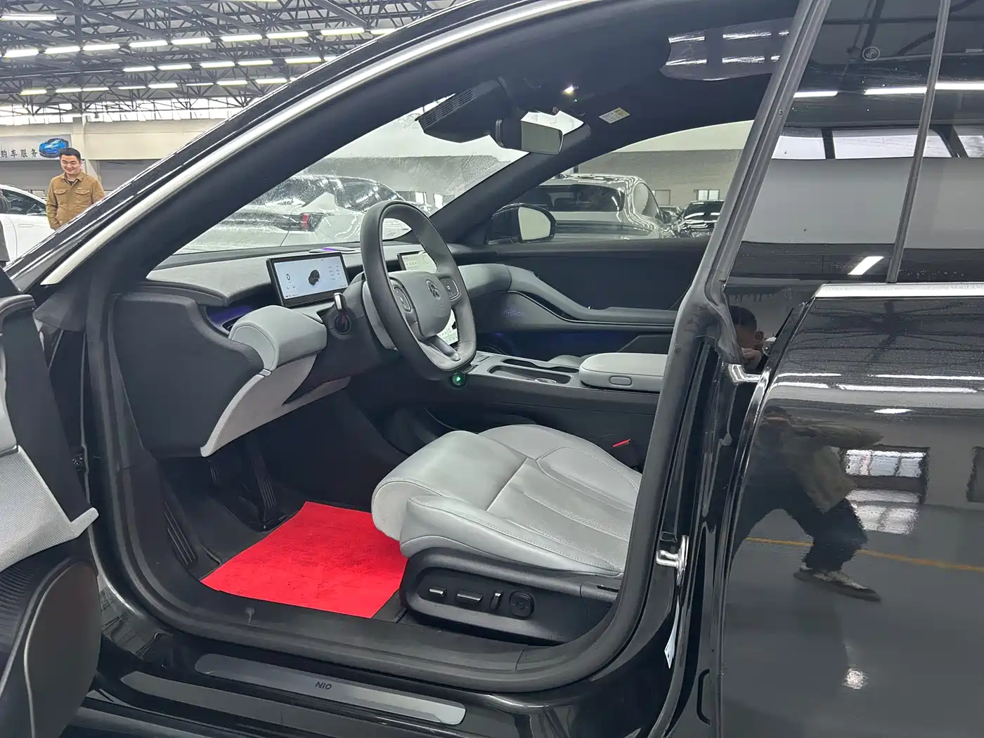 NIO NIO ET5T