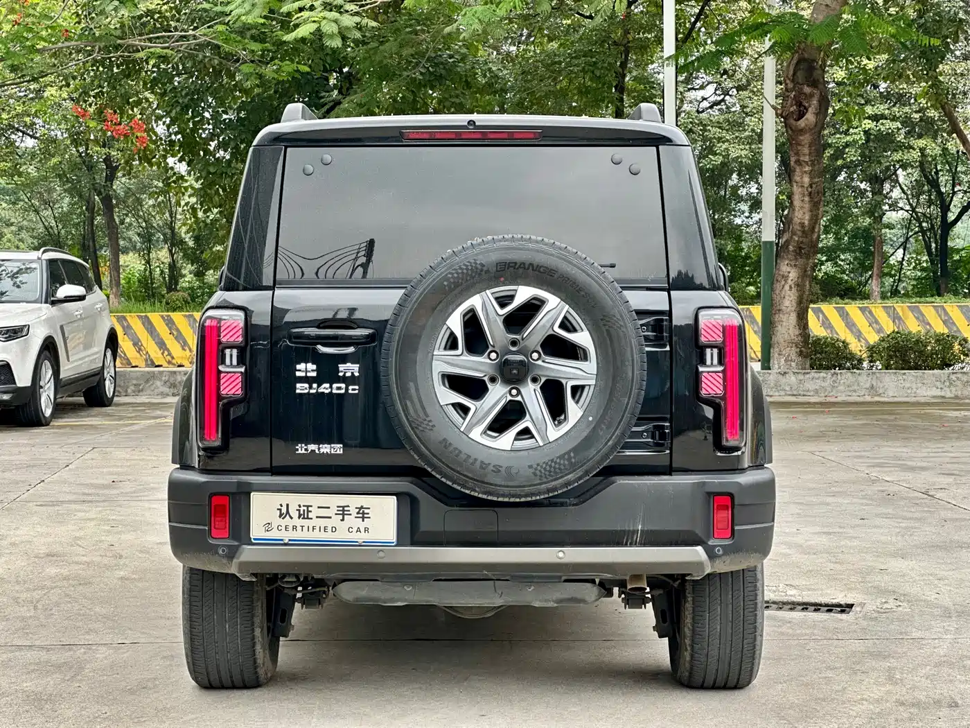 BAIC ORV Beijing Offroad BJ40 2024 2.0T New Urban Hunter Edition Knight фото 3