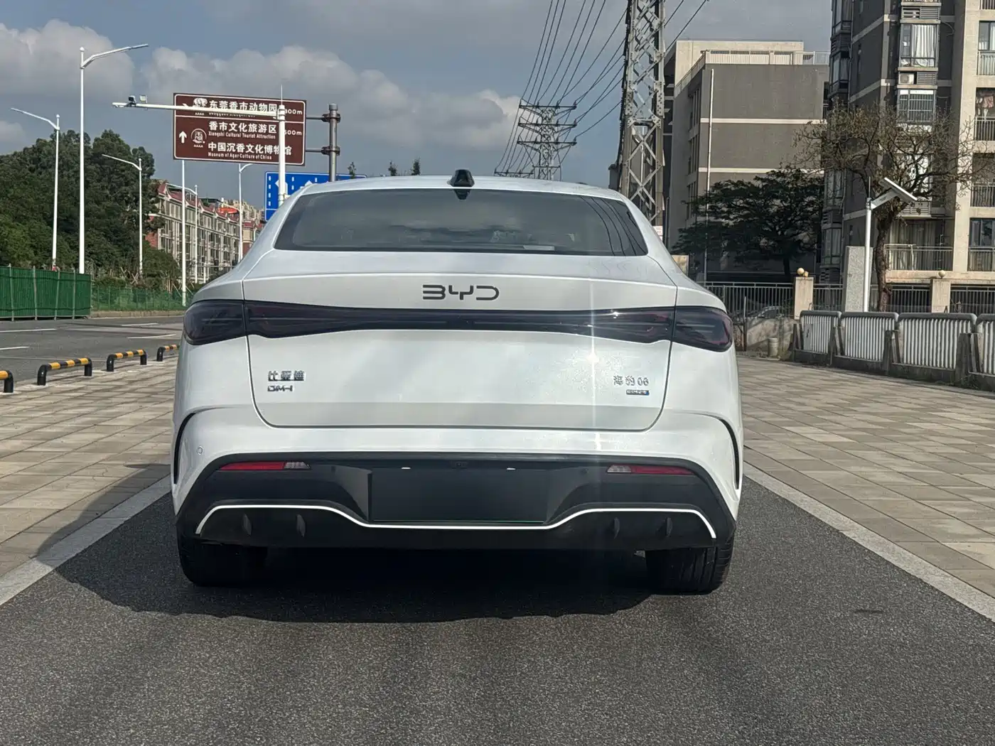 BYD Seal 06 New Energy 2025 DM-i Smart Drive Edition 120KM Luxury фото 6