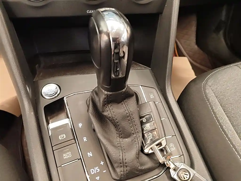 Volkswagen Tharu 2020 280TSI 2WD Trend Edition China VI фото 14