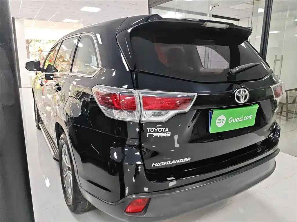 Toyota Highlander 2017 2.0T 4WD Elite 7-Seater фото 23