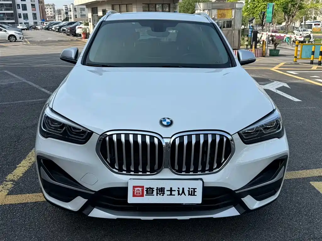 BMW X1 2022 xDrive25Li Premium фото 2