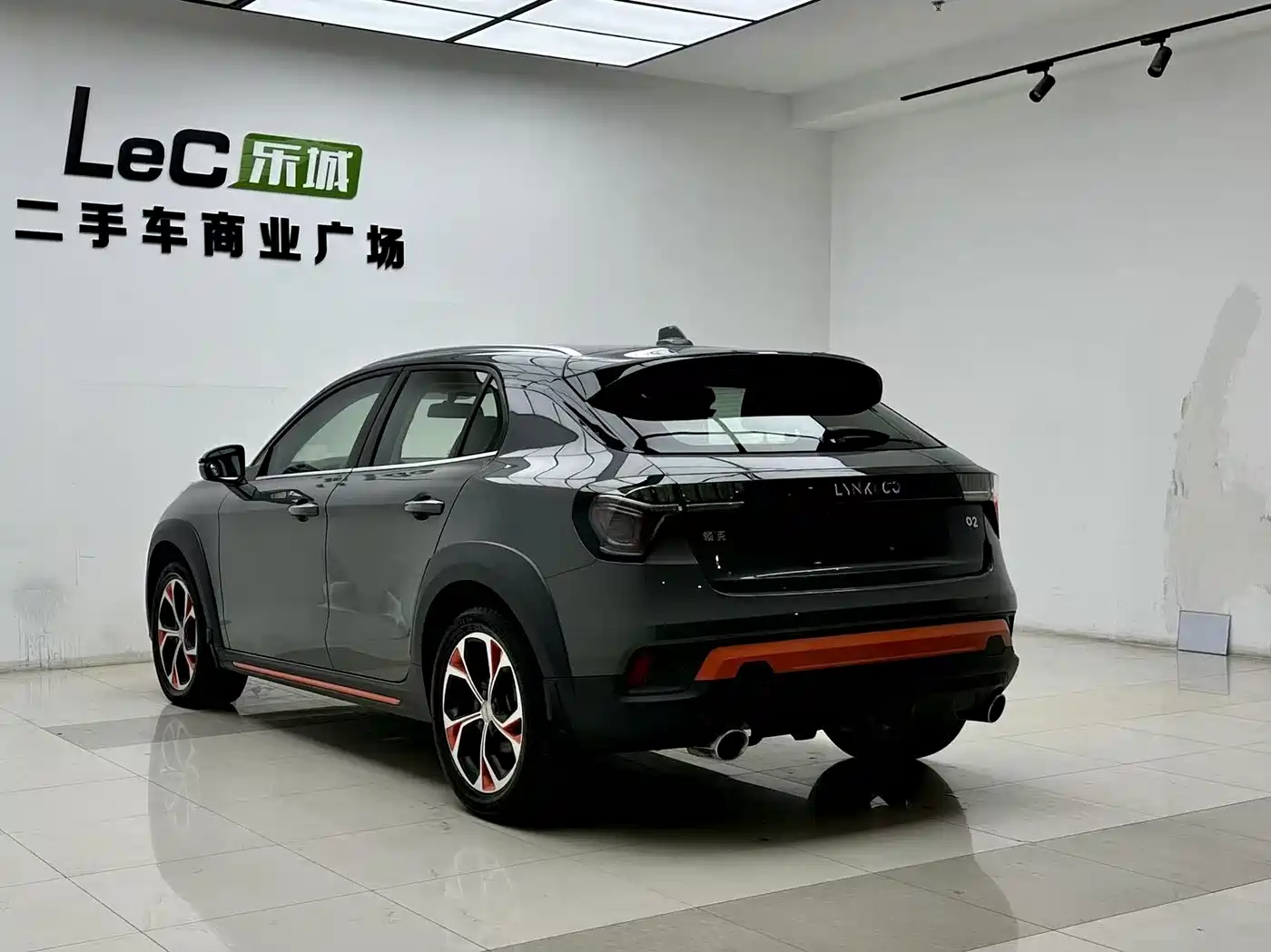 Lynk & Co 02 2018 1.5T DCT 2WD Shine Edition China V фото 15