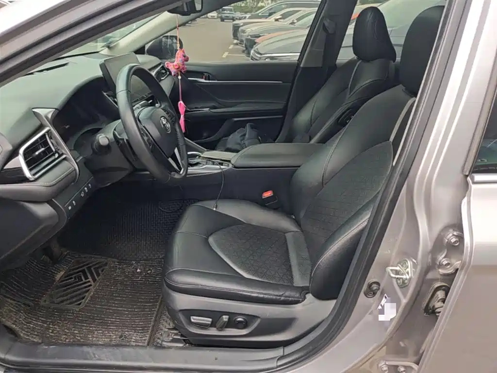 Toyota Camry 2021 2.5S Feng Shang Edition фото 22