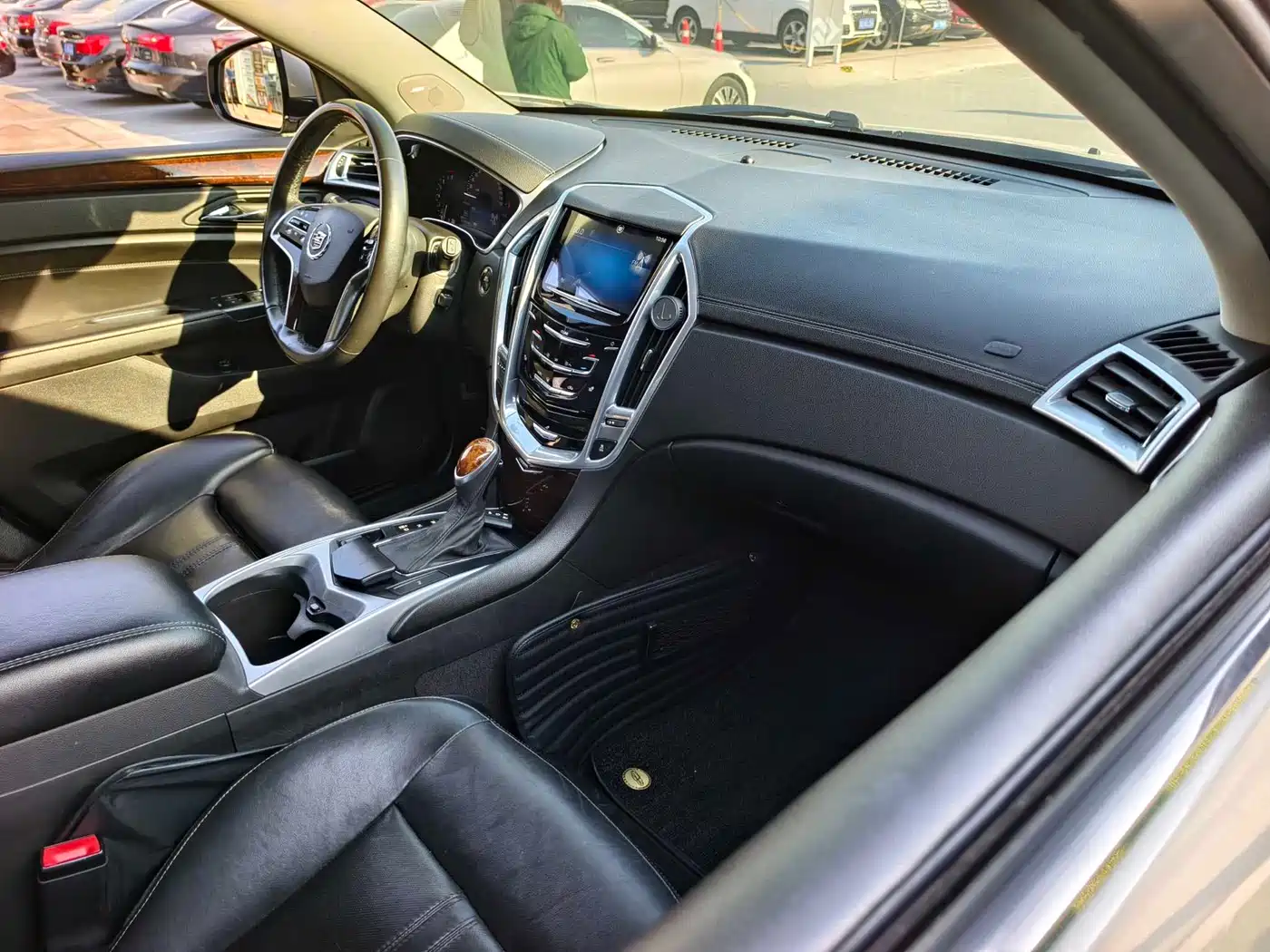 Cadillac SRX 2013 3.0L Elite фото 16