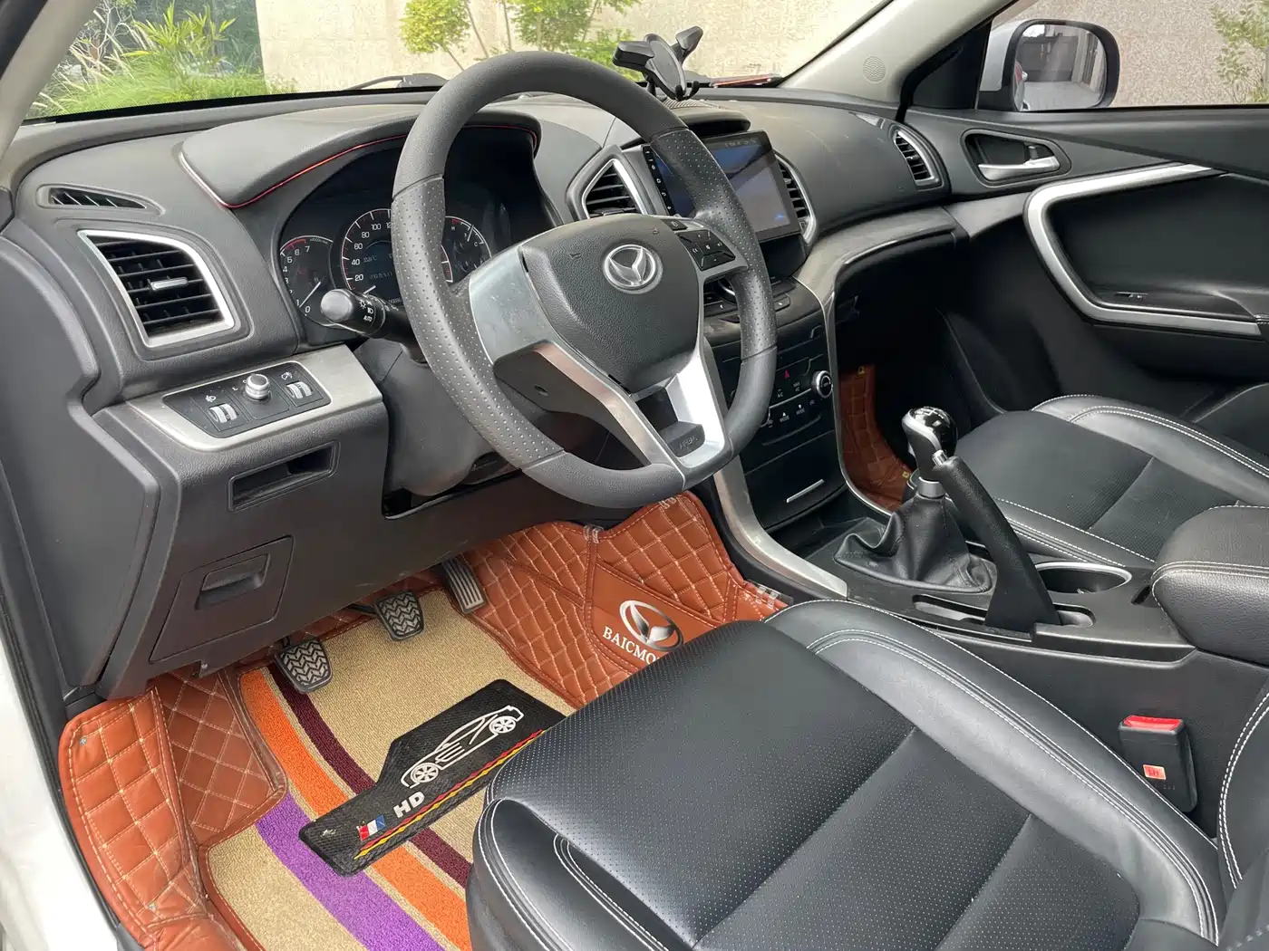 BAIC Huansu S6 2016 2016 1.5T Manual Fashion Style