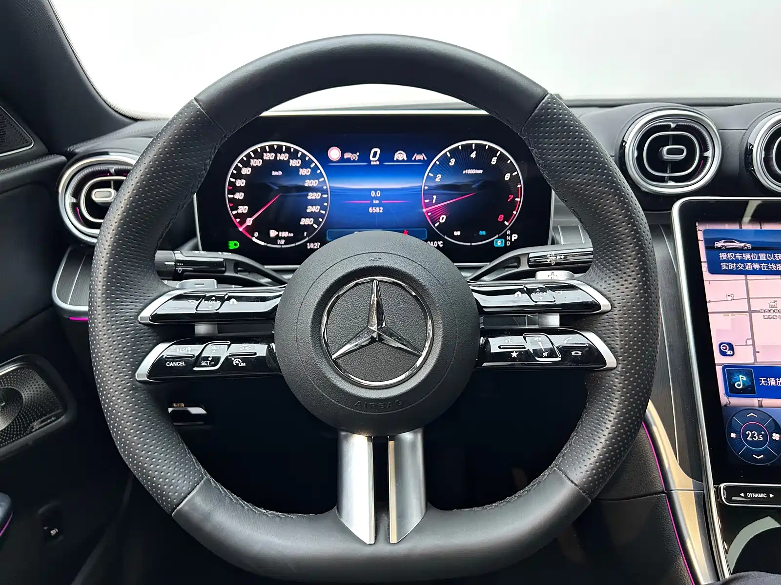 Фото 19 - Mercedes-Benz C-Class