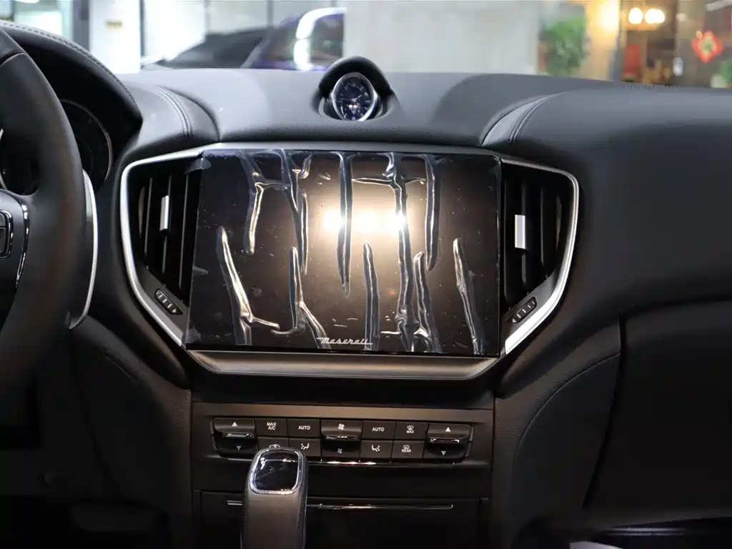 Maserati Ghibli 2023 2.0T GT фото 10