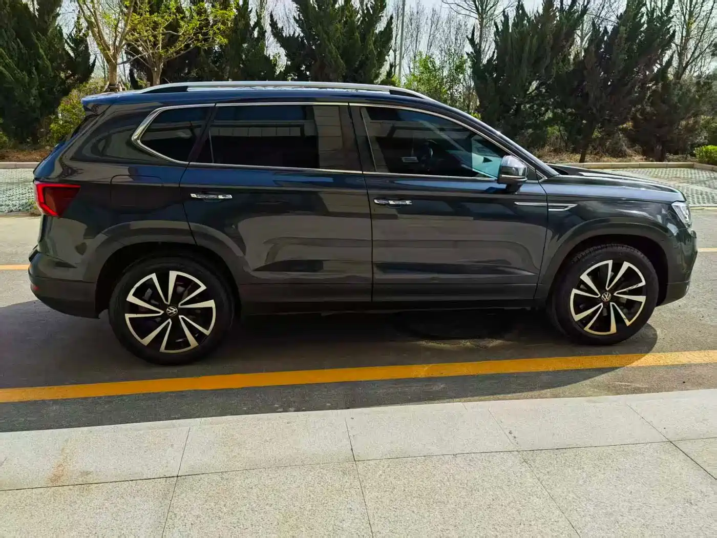 Volkswagen Tharu 2021 Model 280TSI 2WD Luxury Edition фото 8