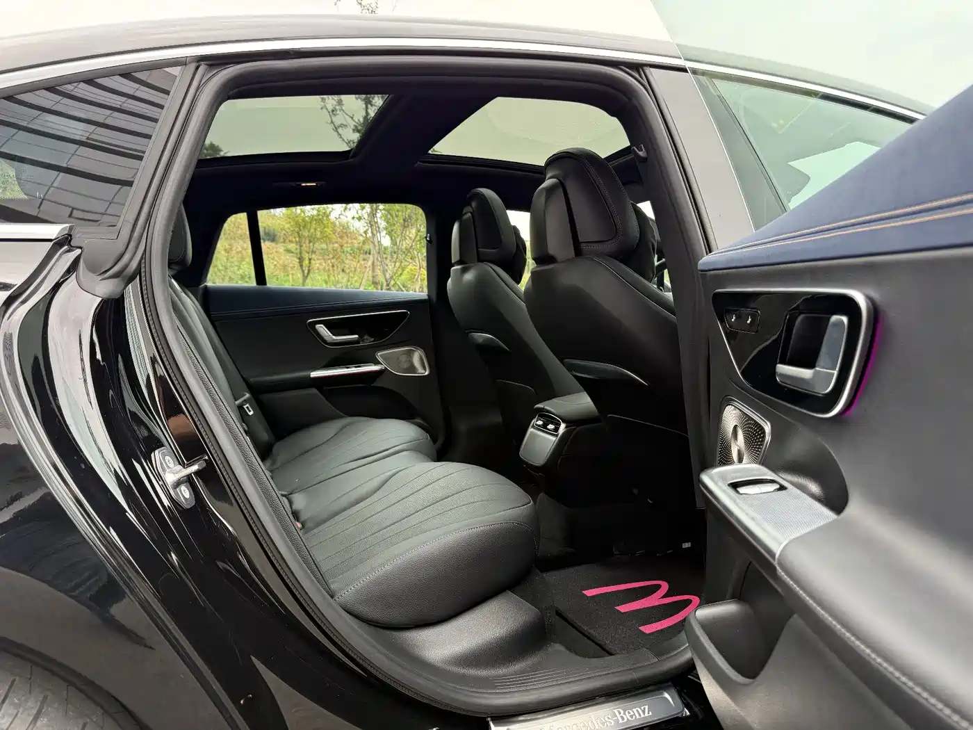 Mercedes-Benz EQE 2025 2025 500 4MATIC Pioneer