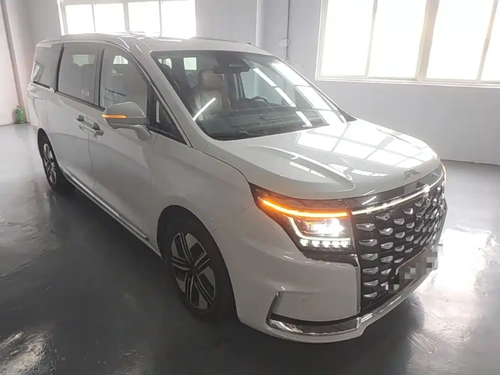JAC Refine Refine RF8 PHEV 2024 2024 Smart Edition 1.5T 150KM Flagship (LFP)