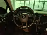 Фото 3 - Volkswagen Touareg