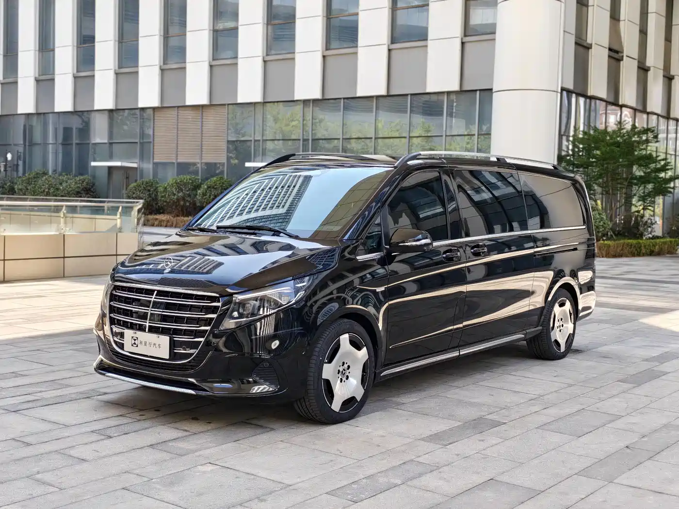 Mercedes-Benz V-Class 2024 V 300 L Long Wheelbase Luxury Edition