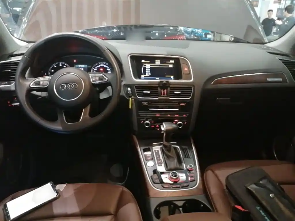 Audi Q5 2017 40 TFSI Comfort фото 10