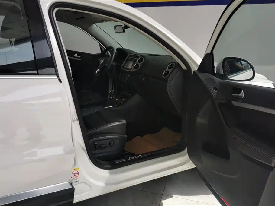 Volkswagen Tiguan 2016 Model 300TSI Automatic 2WD Luxury Edition фото 8