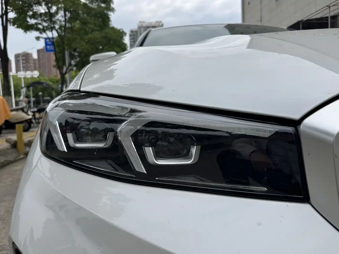BMW i3 2024 eDrive 35 L фото 13