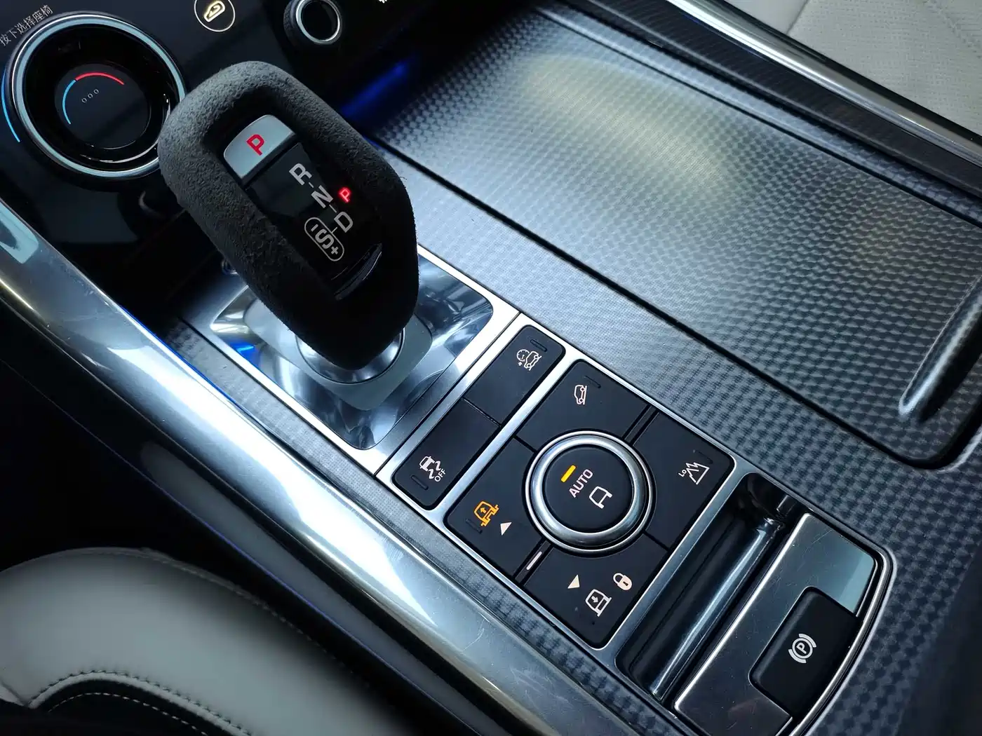 Land Rover Range Rover Sport 2022 3.0 L6 Indigo Flowing Light Edition фото 11