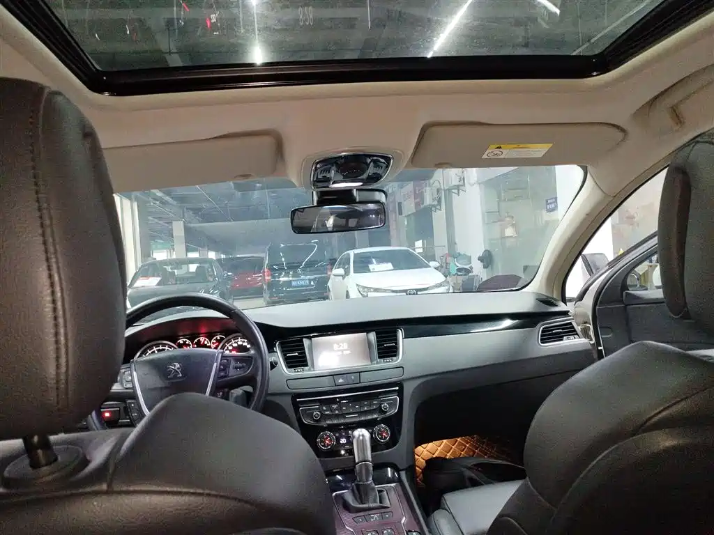 Peugeot 508 2015 1.6THP Auto Excellence Edition фото 14