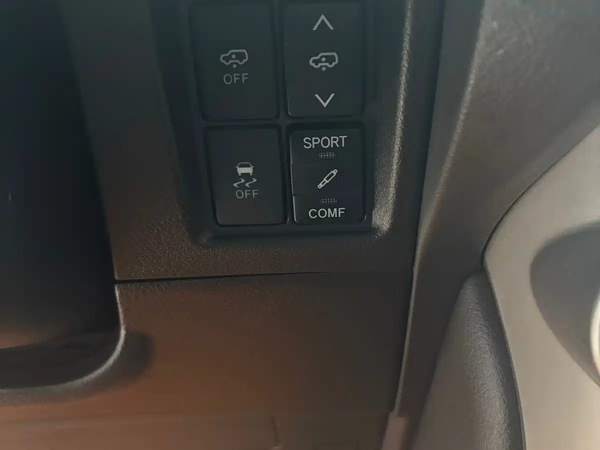 Toyota Prado 2014 4.0L Automatic VX NAVI фото 13