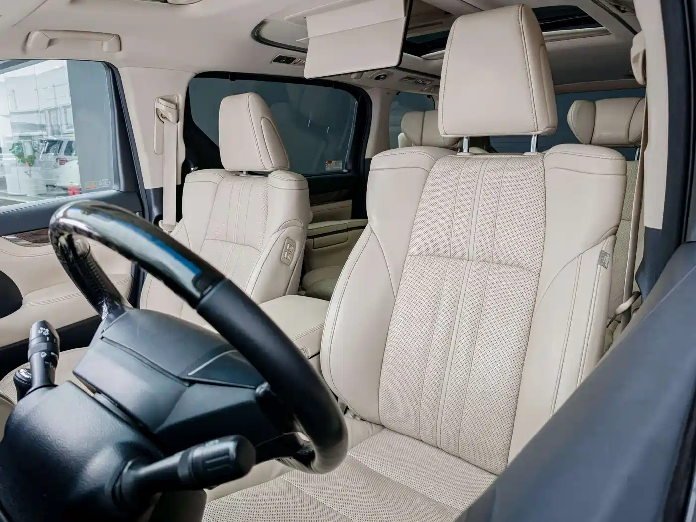 Toyota Alphard 2018 Facelift 3.5L Premium Edition фото 6