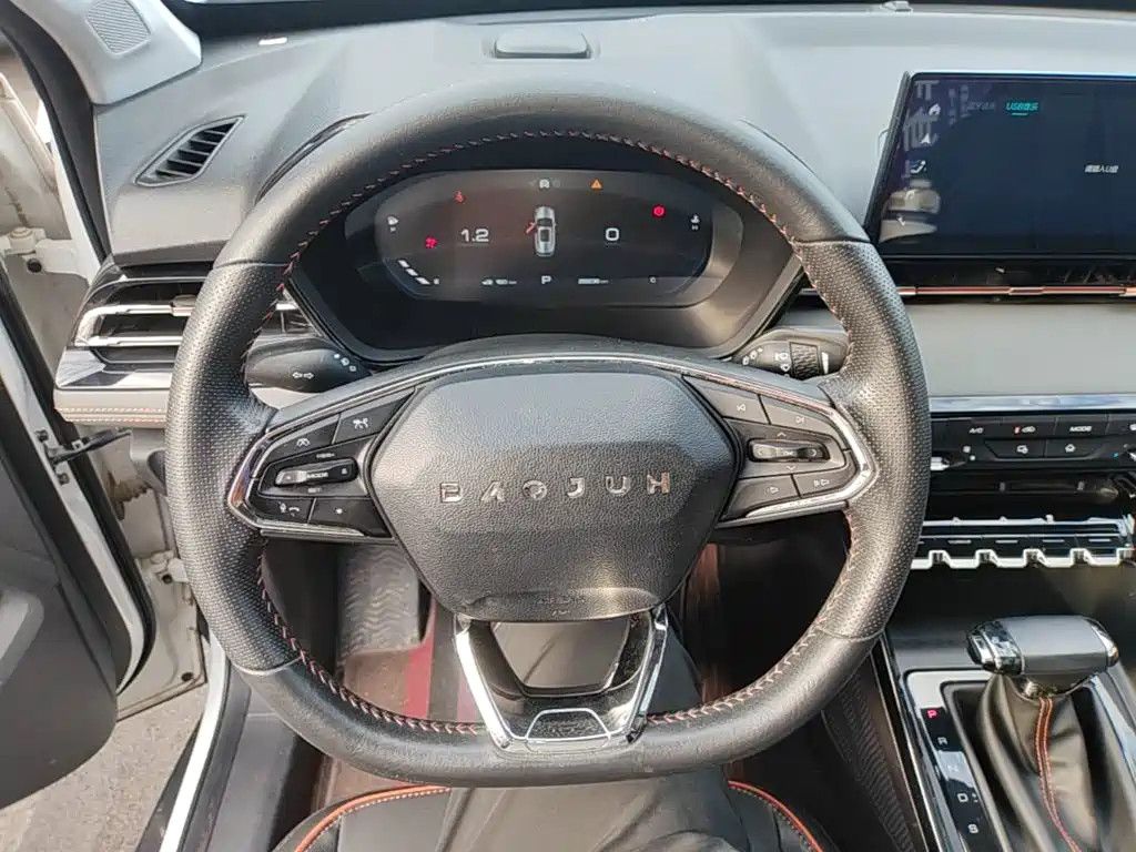 Фото 11 - Baojun RS-3
