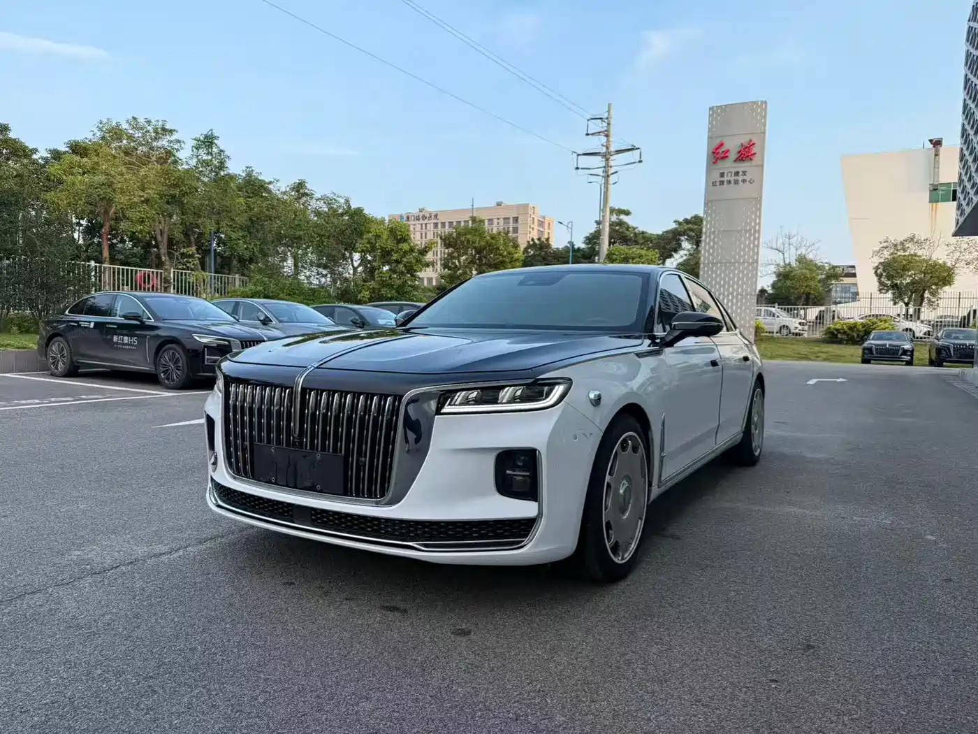 Hongqi H9 2020 Facelift 2.0T Smart Connect Flagship