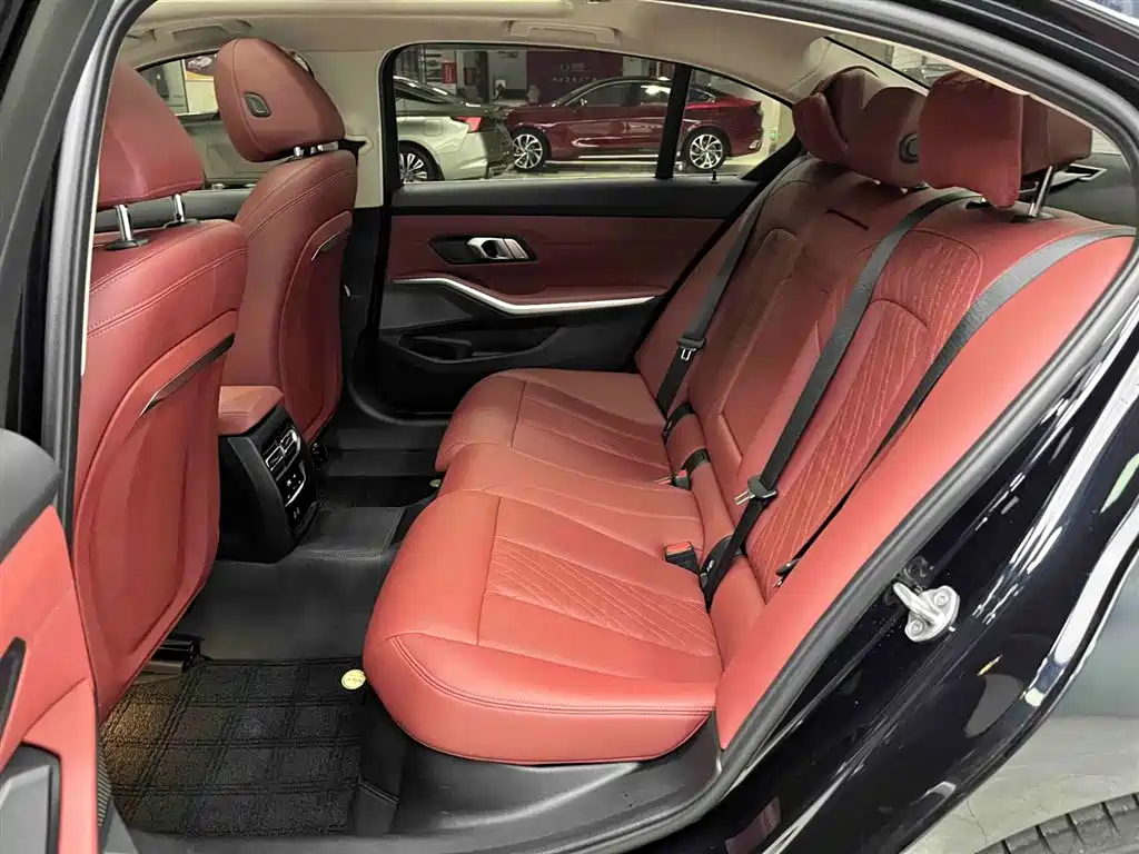BMW 3 Series 2023 320Li M Sport Package фото 14