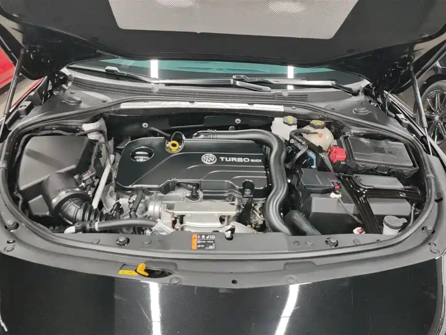 Buick LaCrosse 2022 552T Luxury фото 10