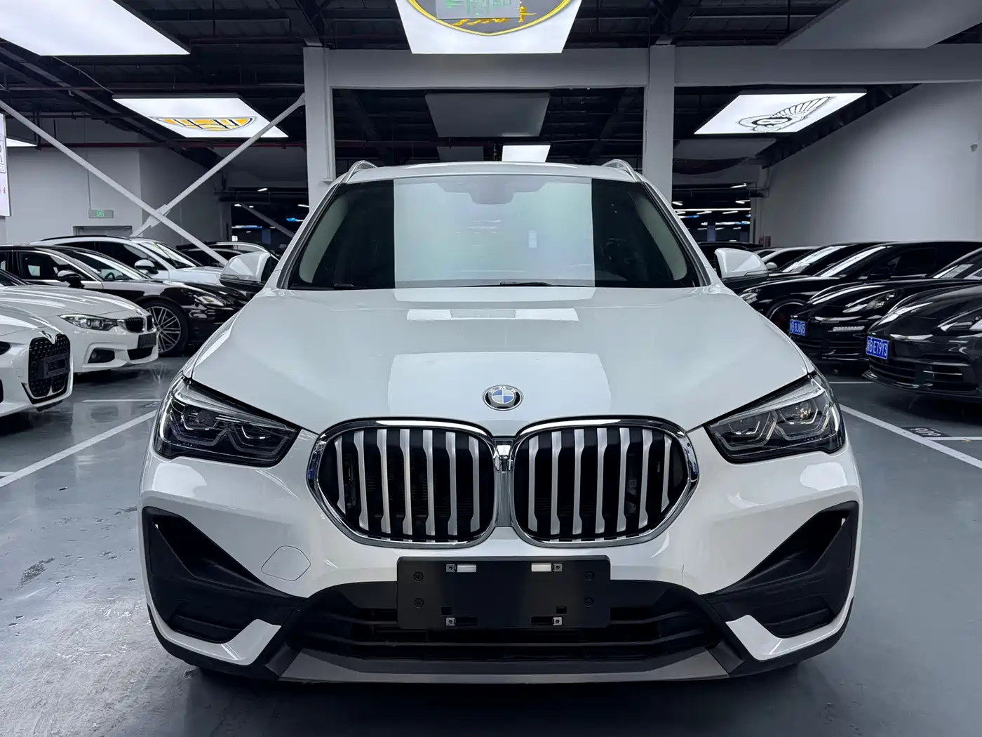 BMW X1 2022 sDrive25Li Leading фото 2
