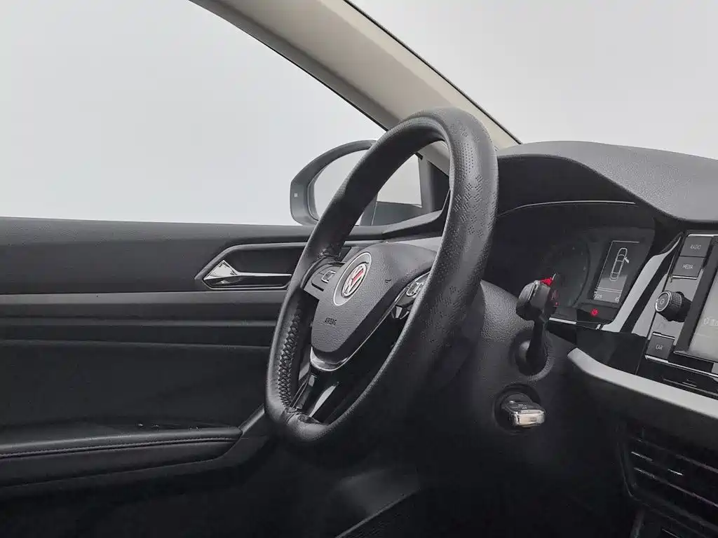 Фото 22 - Volkswagen Lavida
