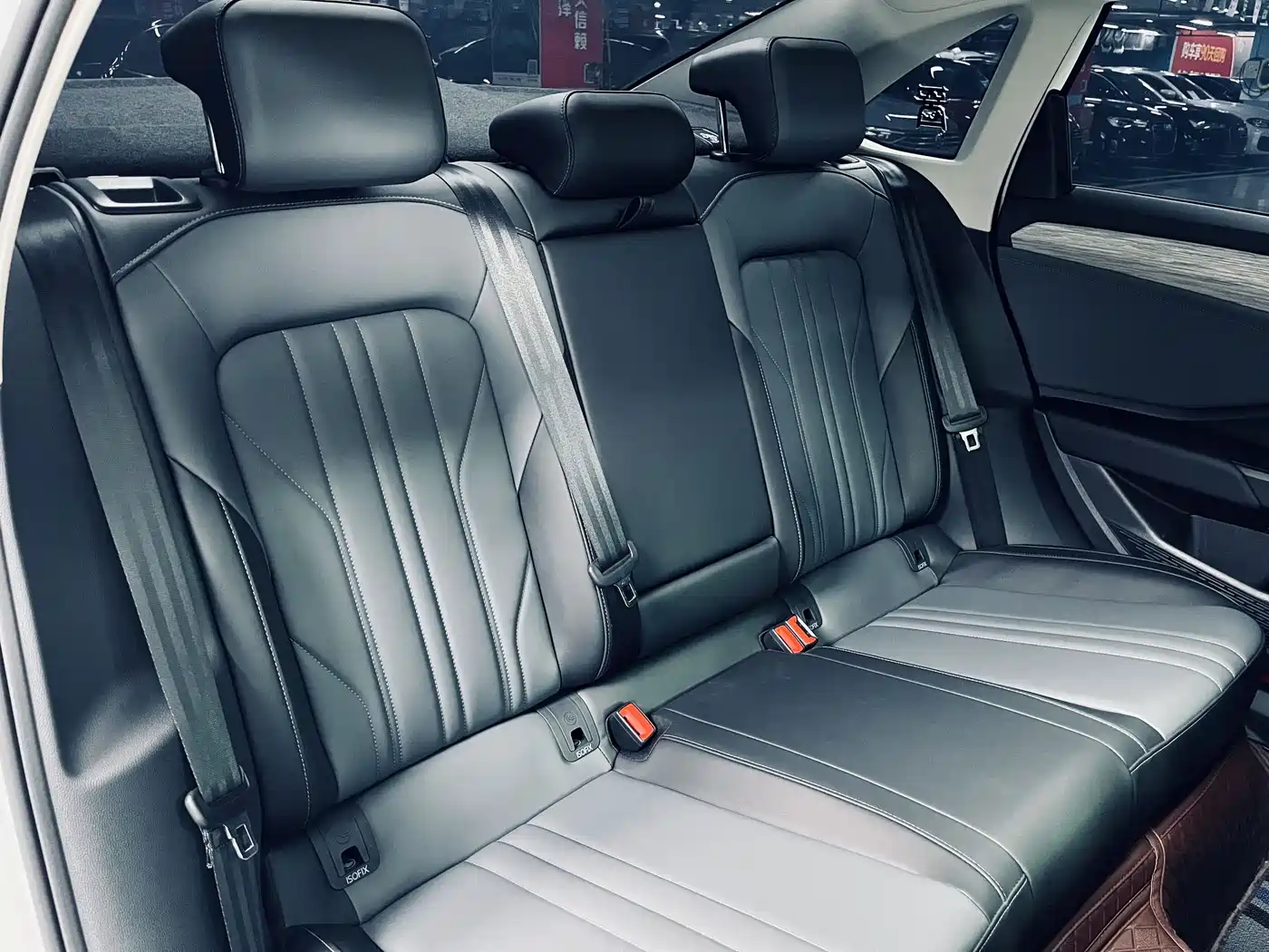 Volkswagen Sagitar 2025 Model Second Facelift 300TSI DSG Transcend Edition фото 18
