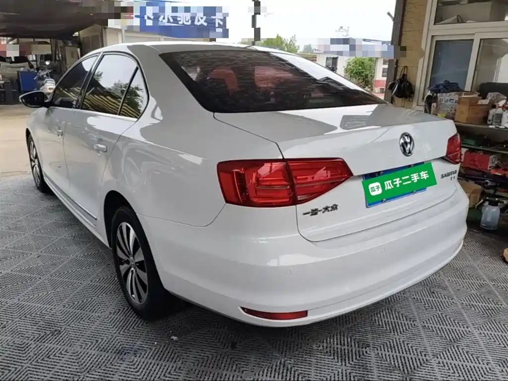 Volkswagen Sagitar 2017 180TSI Automatic Leading фото 5
