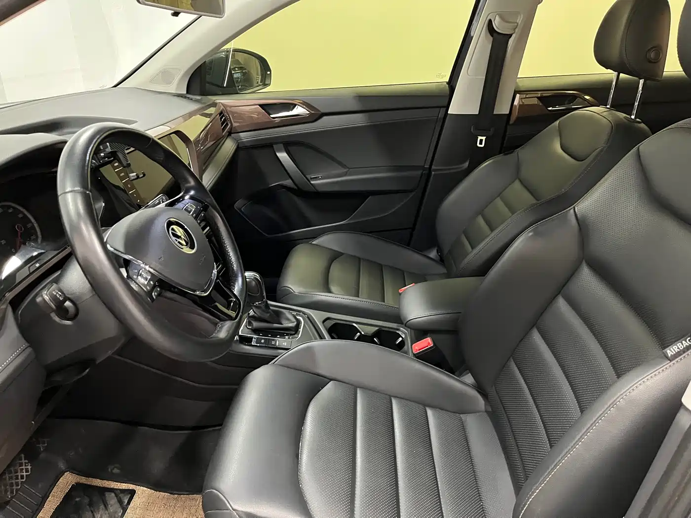 Volkswagen Tharu 2021 280TSI 2WD Luxury Plus фото 12