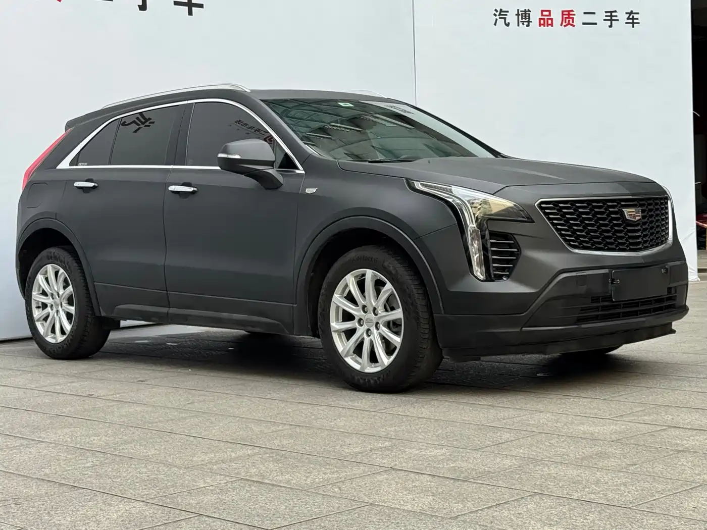 CADILLAC XT4