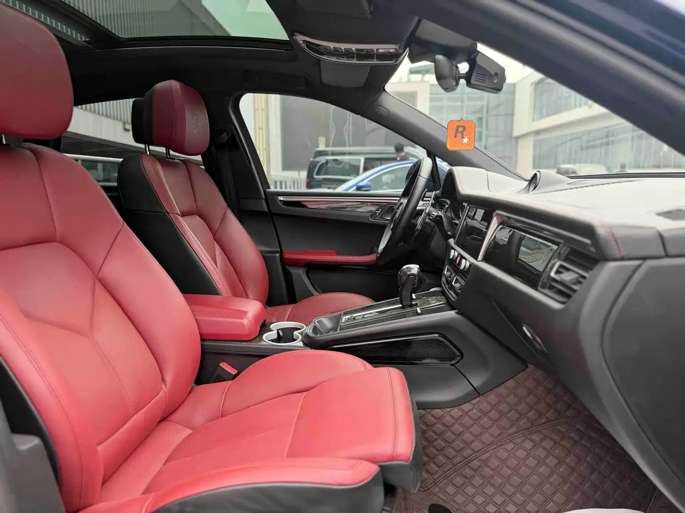 Porsche Macan 2022 Macan 2.0T фото 5