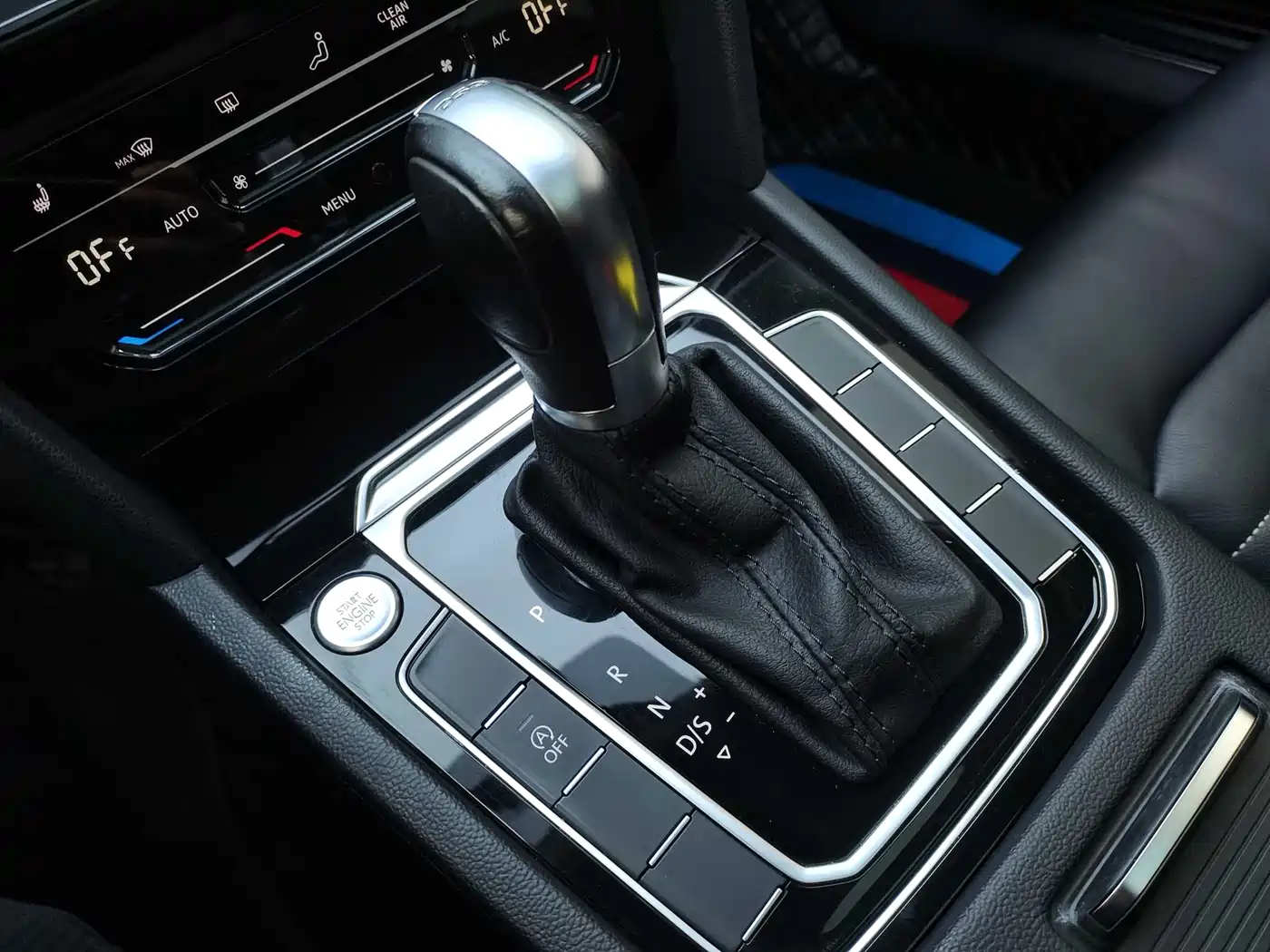 Volkswagen Magotan 2020 330TSI DSG Leading фото 17