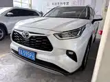 Photo 1 - Toyota Highlander