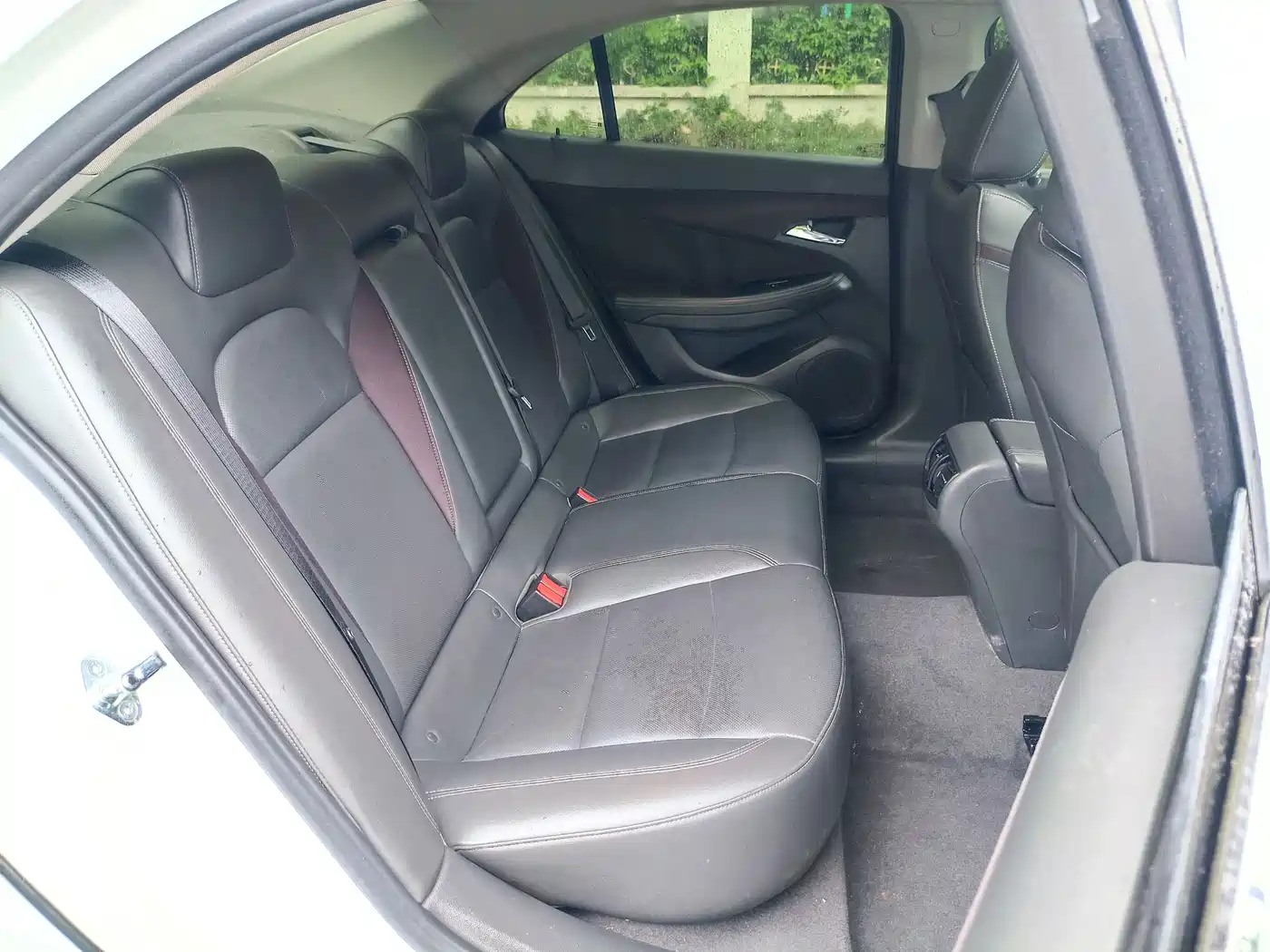 Chevrolet Malibu 2016 1.6T Automatic Luxury Edition фото 35