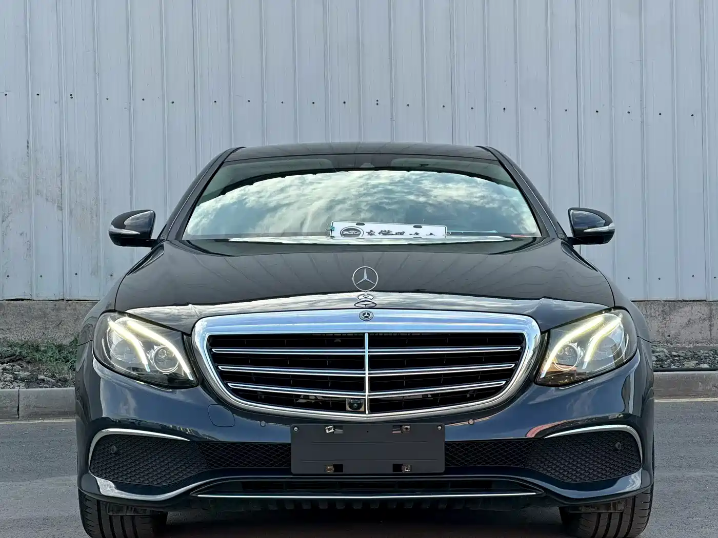 Mercedes-Benz E-Class 2017 E 300 L Luxury фото 2