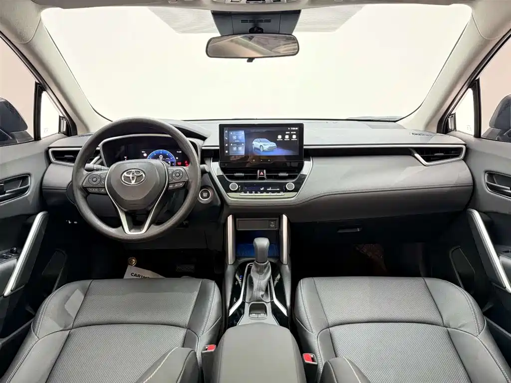 Toyota Frontlander 2024 2.0L CVT Leading Plus Edition фото 24