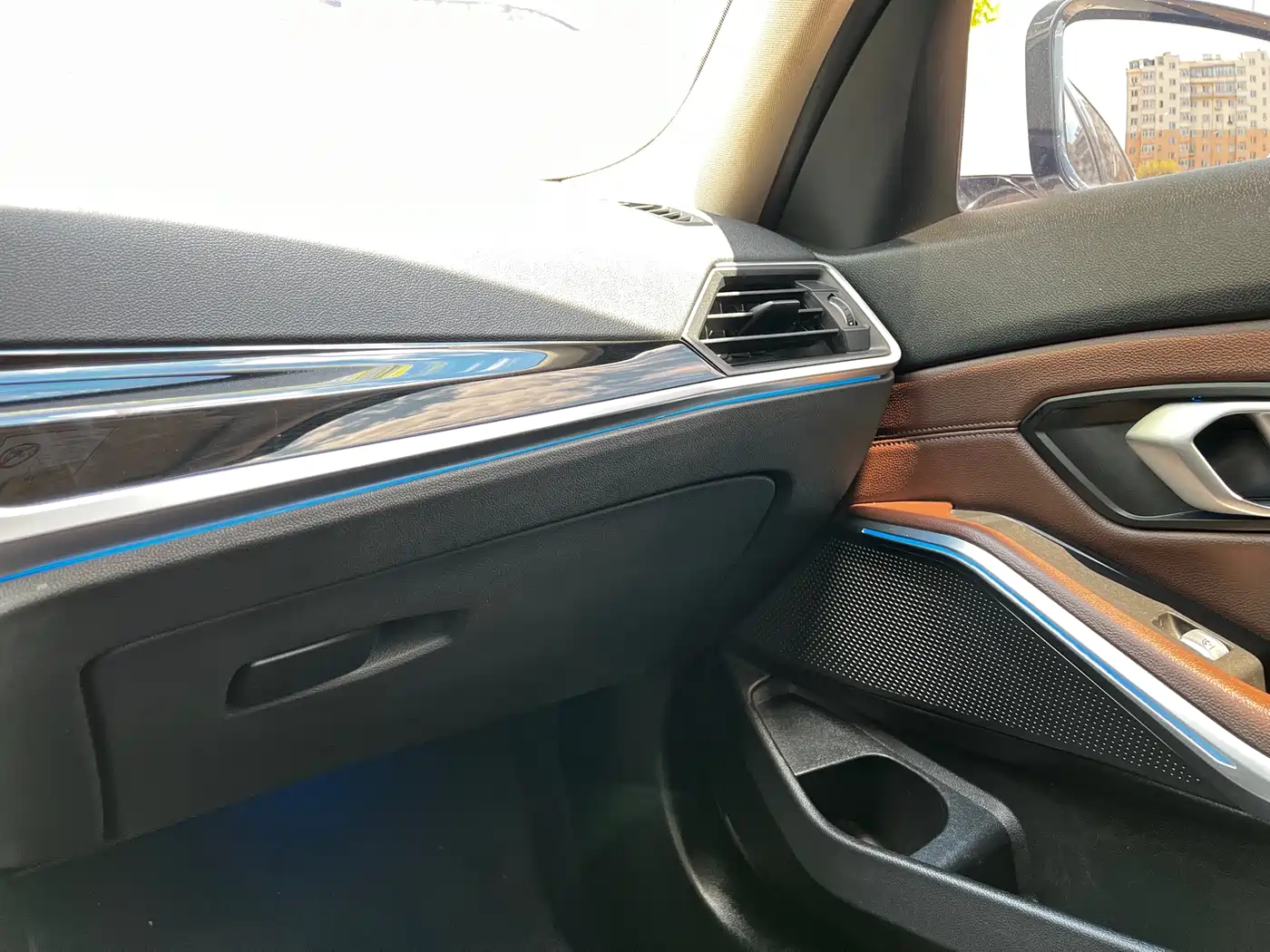 BMW 3 Series 2023 320Li M Sport Package фото 16