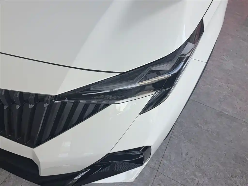 GAC Trumpchi Trumpchi GS3 2026 Shadow Speed 270T Sport Edition фото 24
