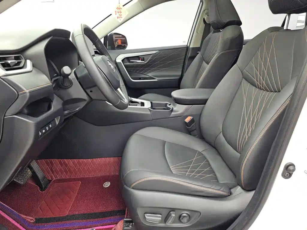 Toyota RAV4 2025 2024 Hybrid 2.5L E-CVT FWD Elite Plus Edition