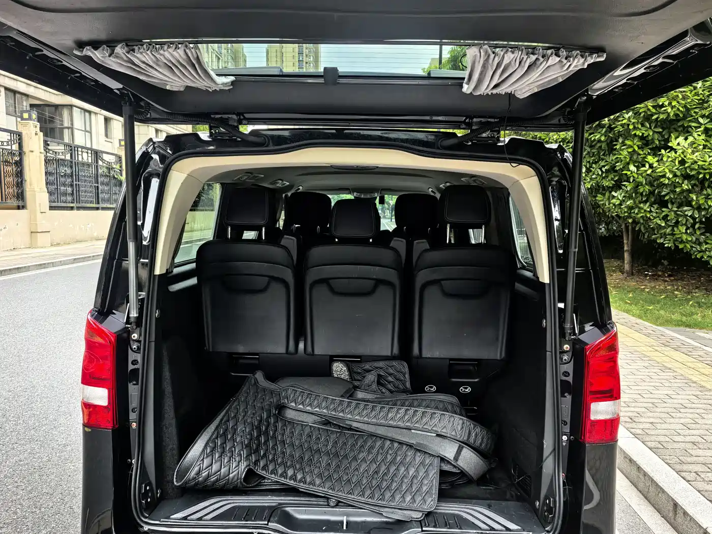 Mercedes-Benz Vito 2020 2.0T Business Edition (7-seater) фото 16