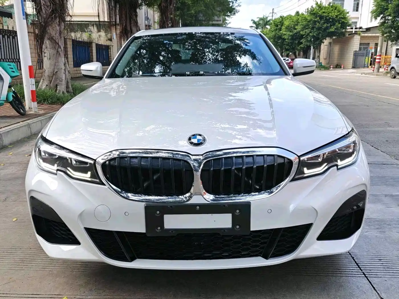 BMW 3 Series 2021 325Li M Sport Package фото 2