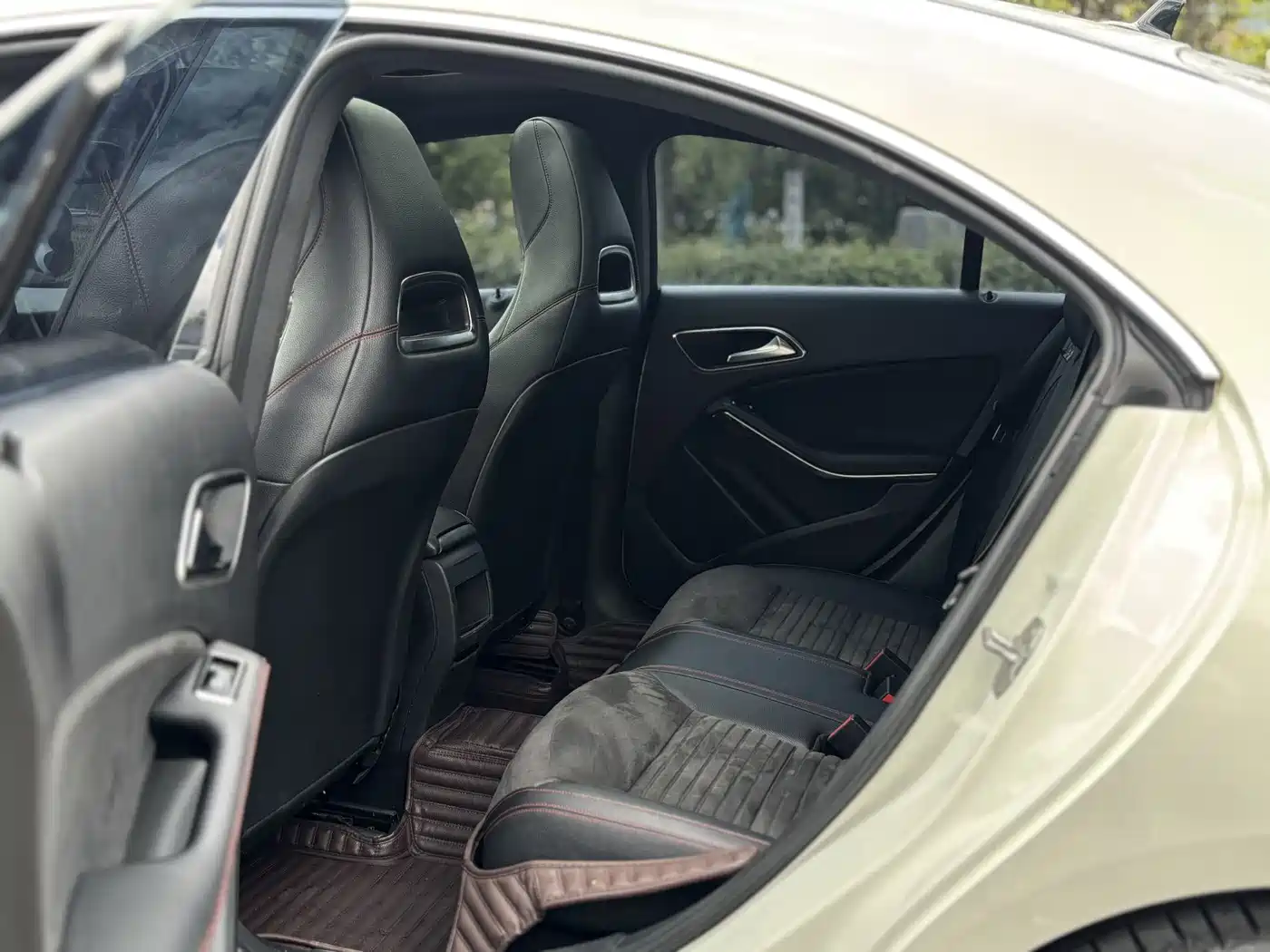 Mercedes-Benz CLA (Import) 2015 CLA 220 4MATIC фото 6