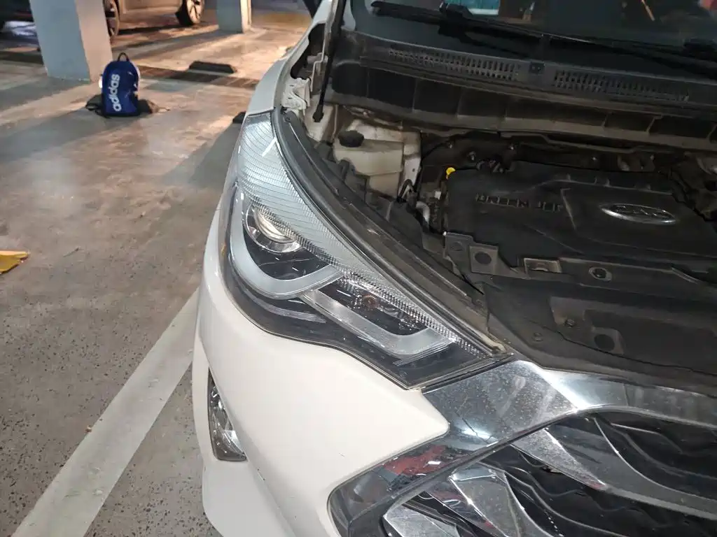 JAC Motors Refine S3 2017 2017 1.6L CVT Luxury Smart