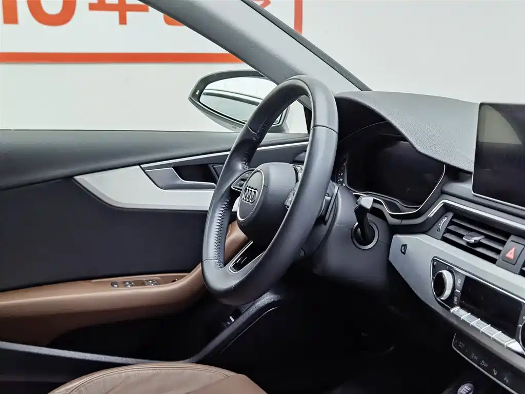 Audi A4L 2019 40 TFSI Fashion (China VI) фото 22