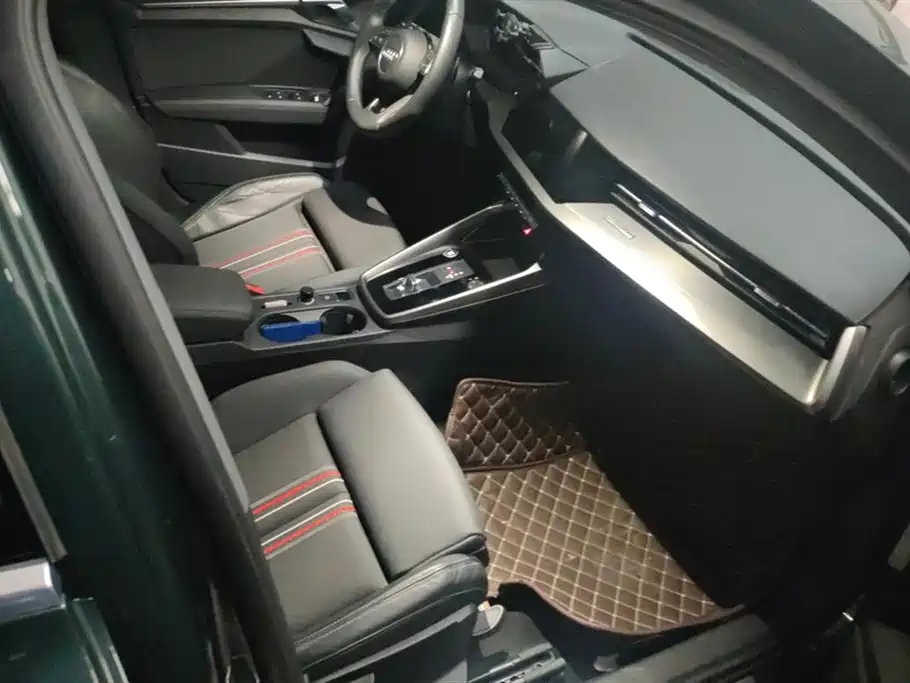 Audi A3 2021 Sportback 35 TFSI Premium Life Edition фото 8