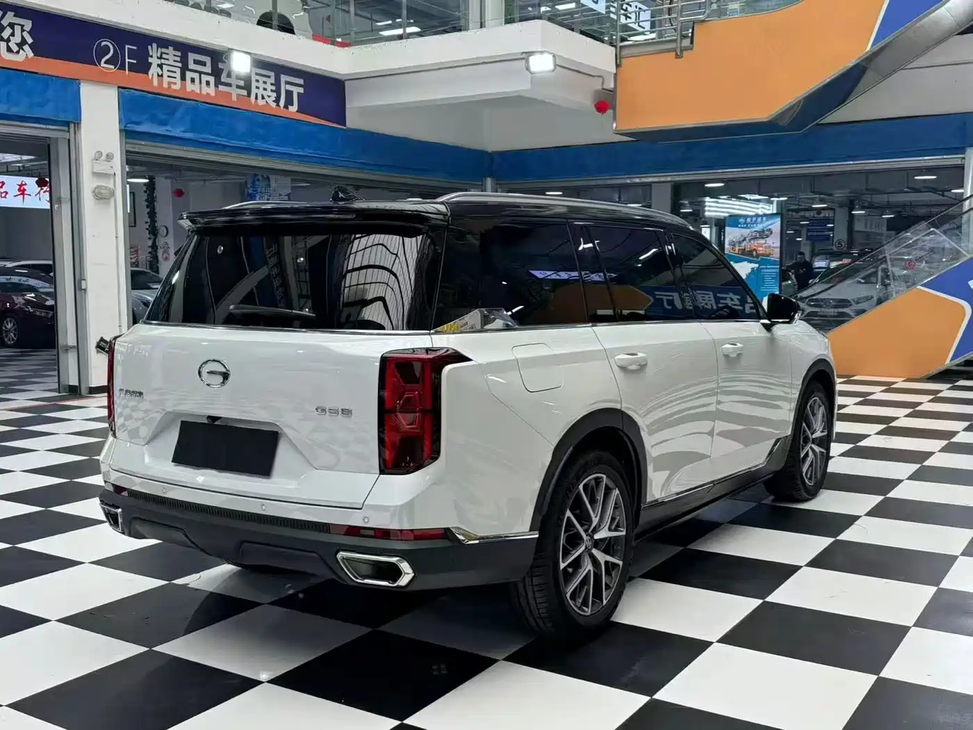 GAC Trumpchi Trumpchi GS8 2025 Pilot Series 2.0TGDI 2WD Luxury Edition 5-seater фото 7